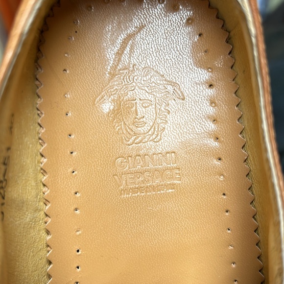 Men’s Gianni Versace slip on - Picture 5 of 8